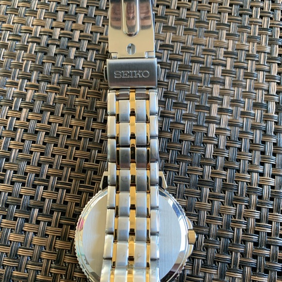 Men Watch - Picture 7 of 9